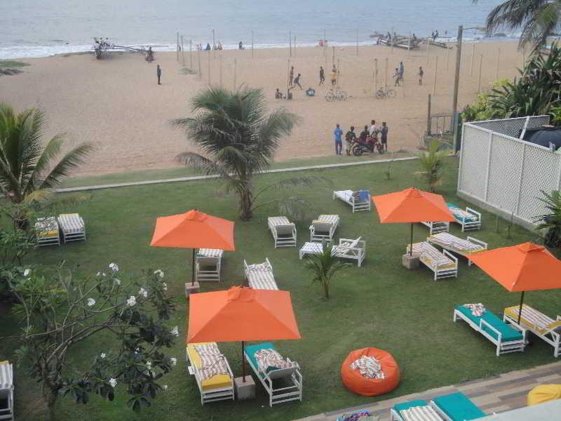 Hotel J Negombo Dış mekan fotoğraf