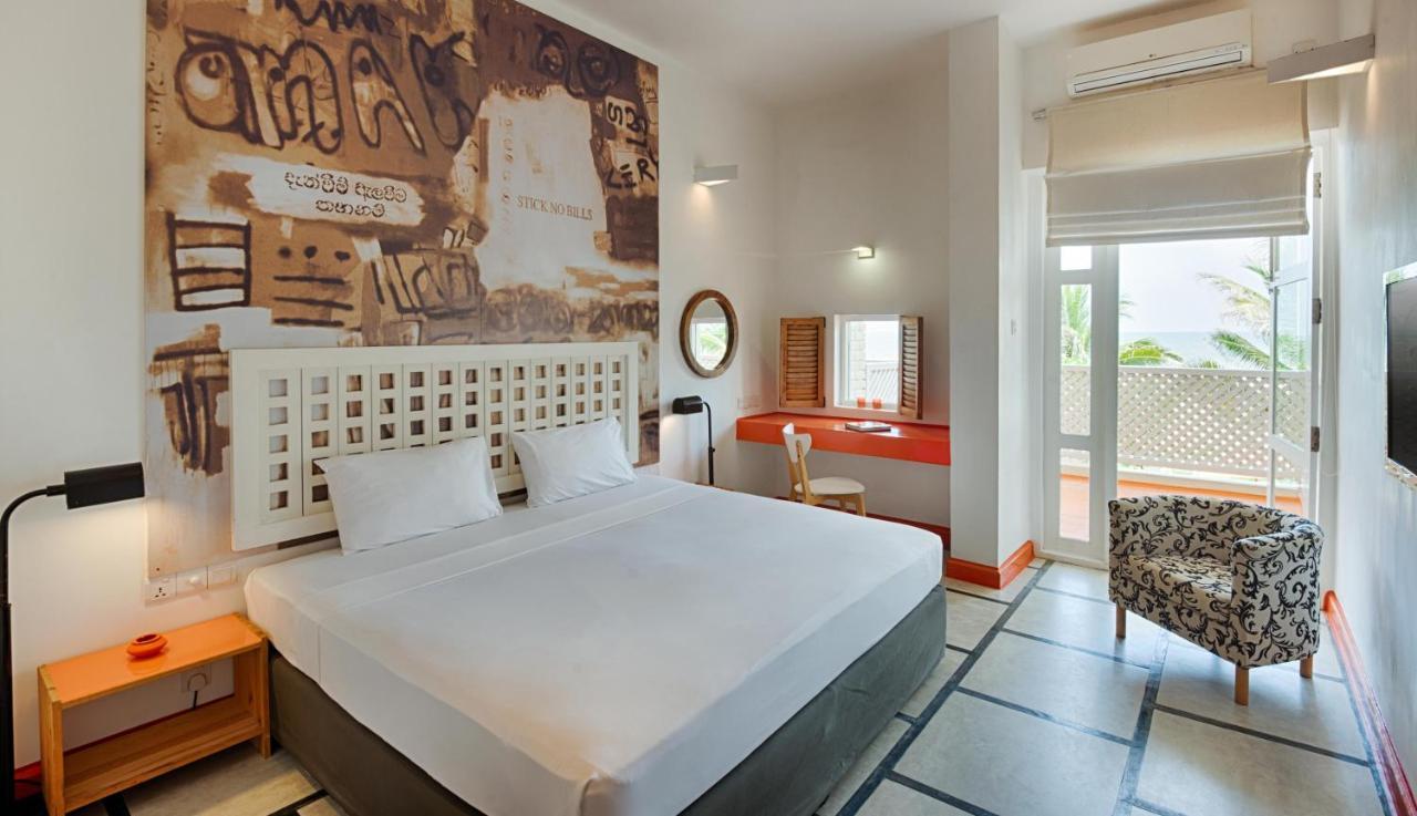 Hotel J Negombo Dış mekan fotoğraf