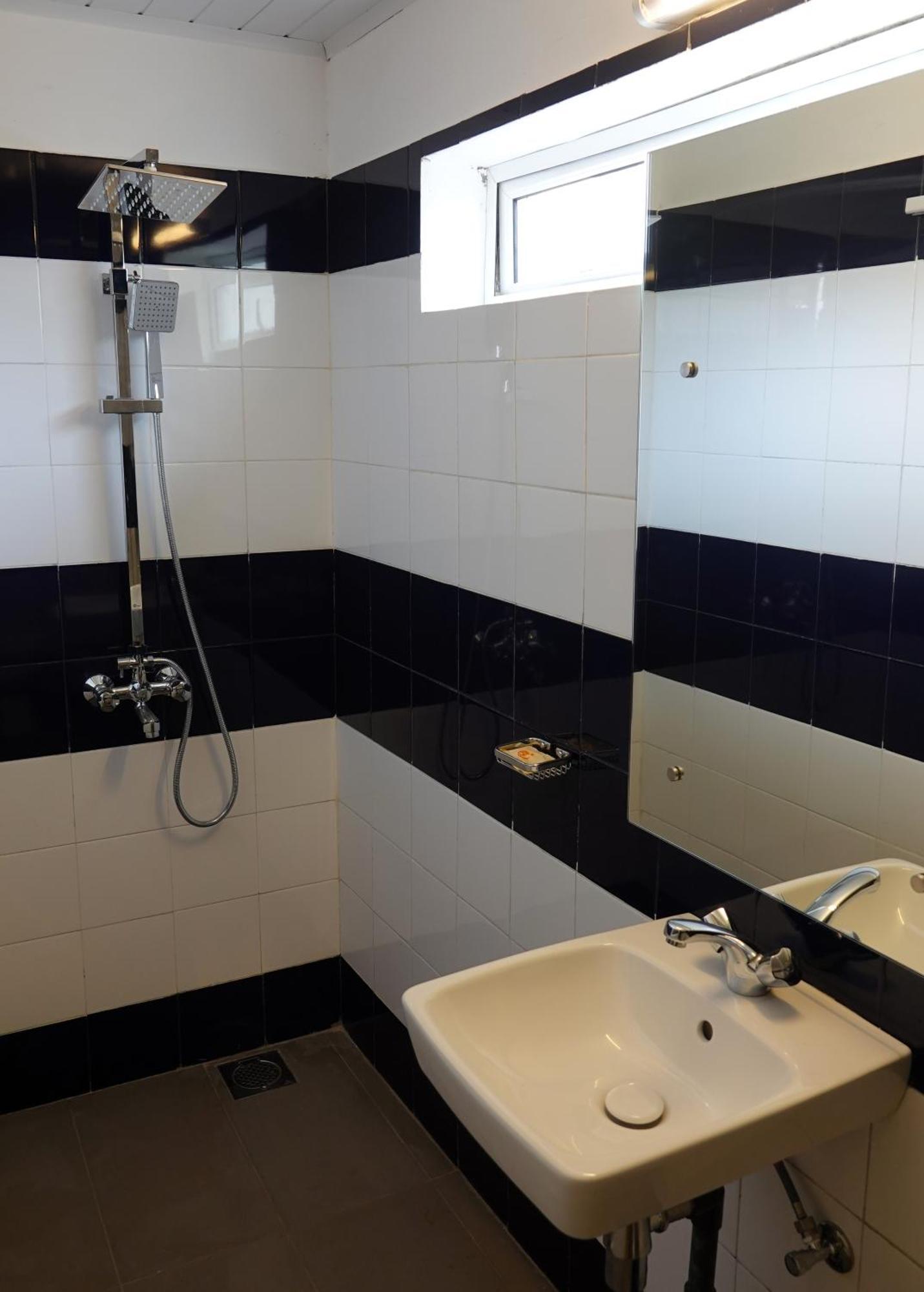 Hotel J Negombo Dış mekan fotoğraf