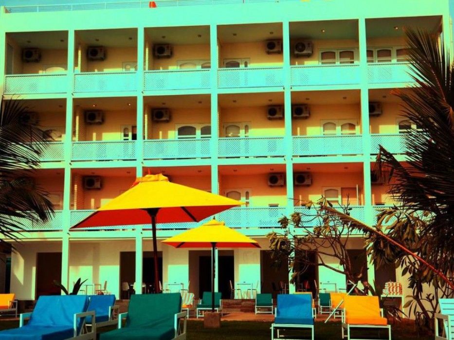 Hotel J Negombo Dış mekan fotoğraf