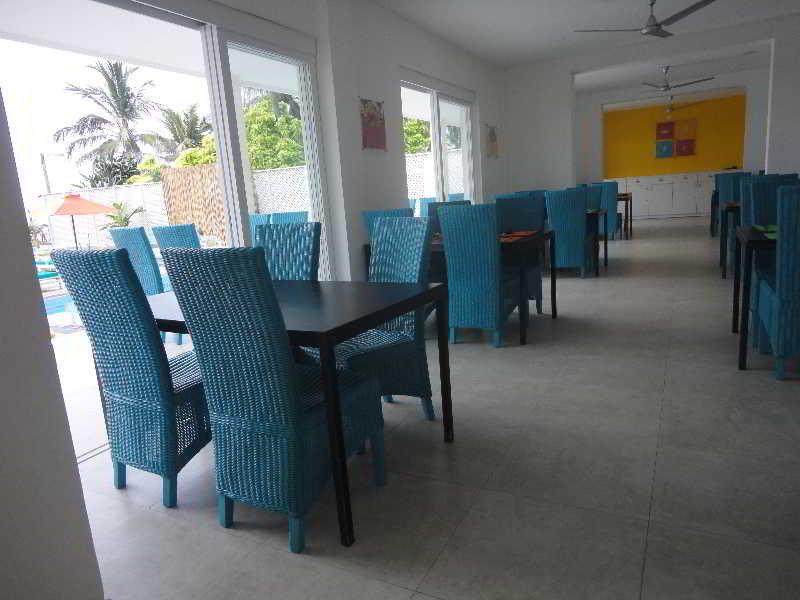 Hotel J Negombo Dış mekan fotoğraf