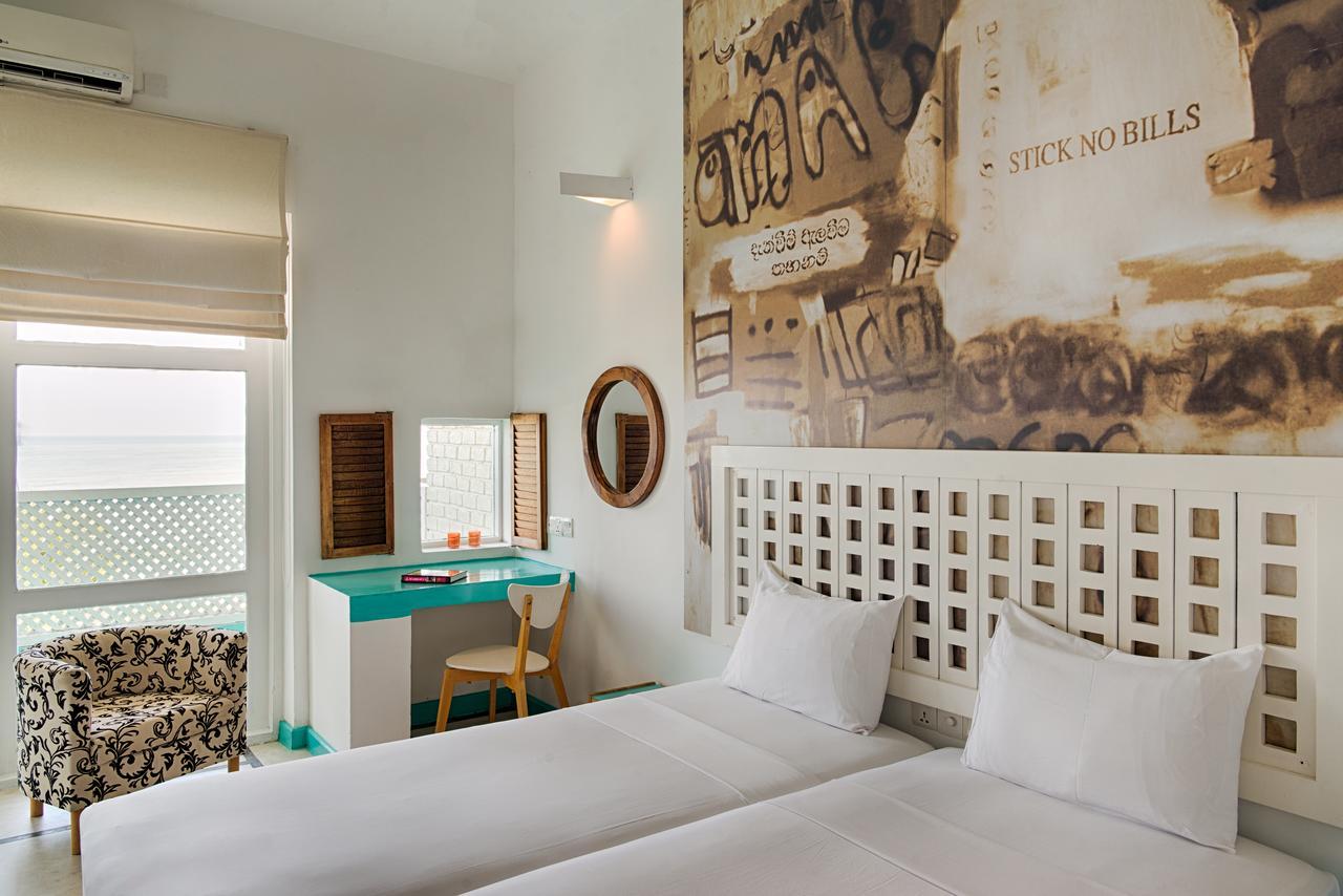 Hotel J Negombo Dış mekan fotoğraf