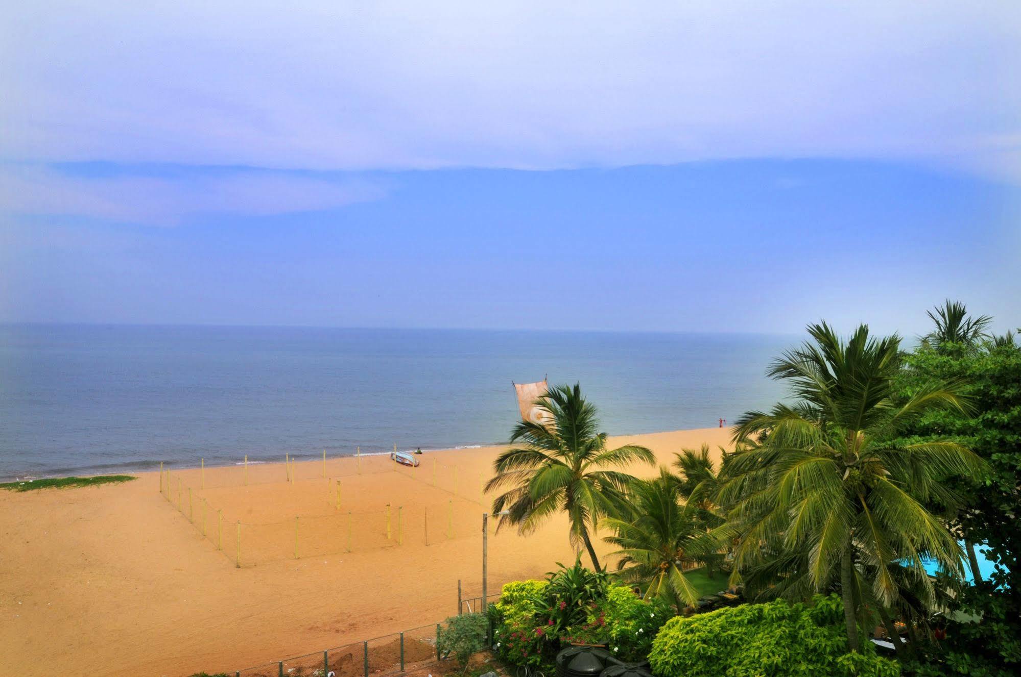 Hotel J Negombo Dış mekan fotoğraf